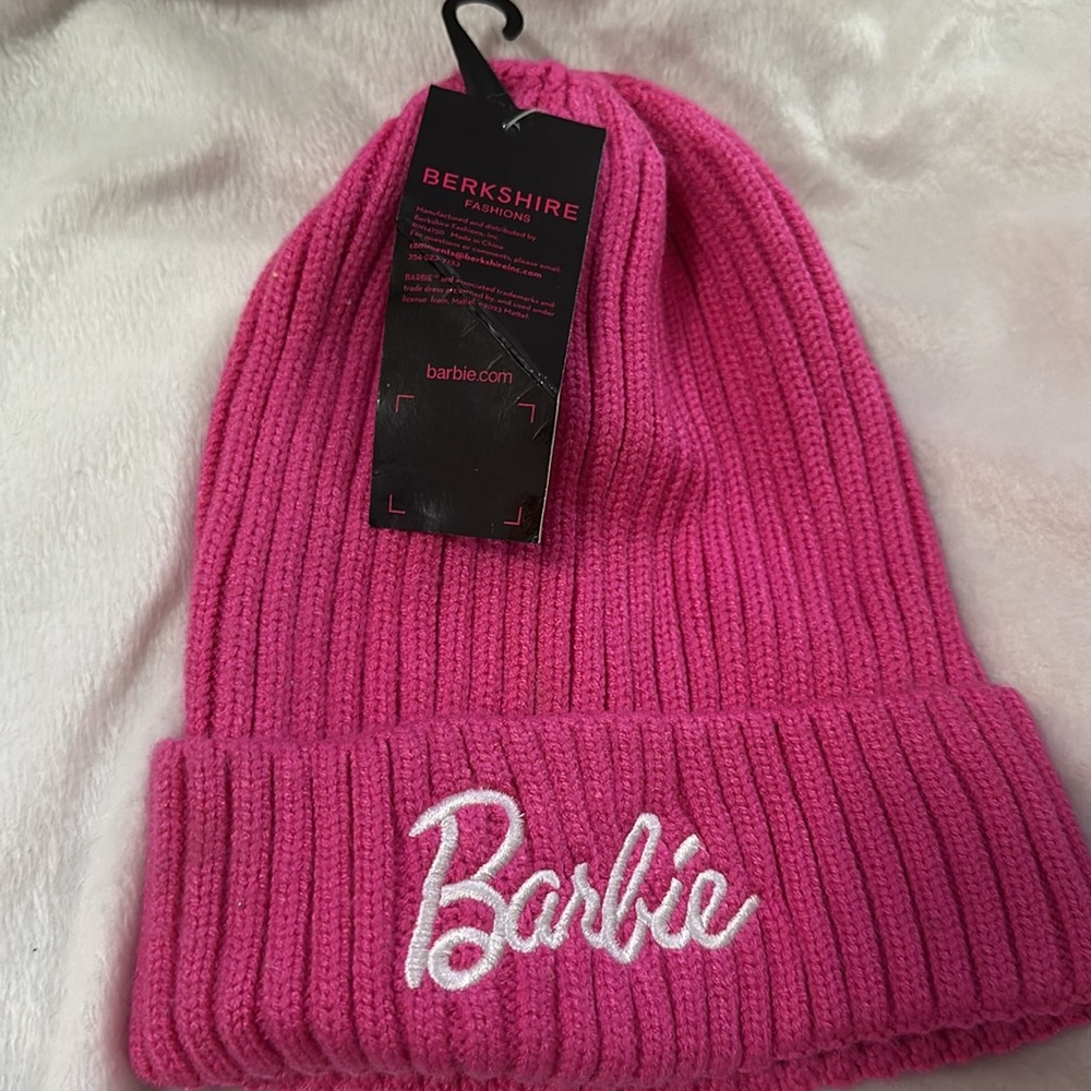 Barbie winter hat - Picture 3 of 3